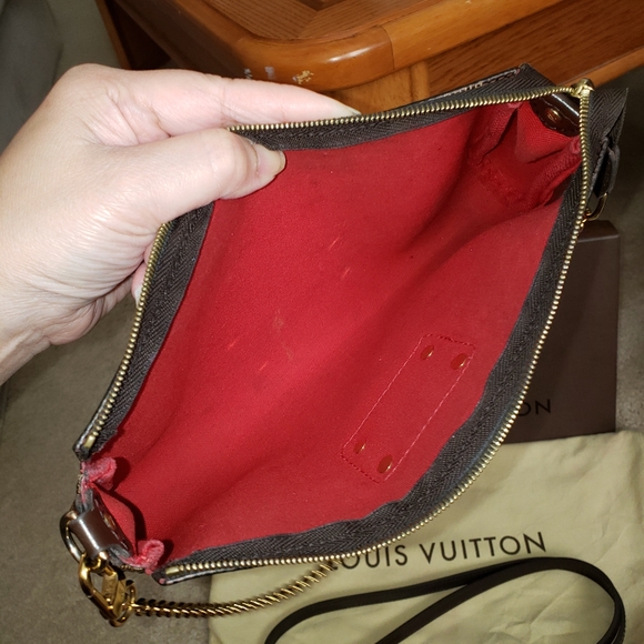 Louis Vuitton Eva - Picture 9 of 16